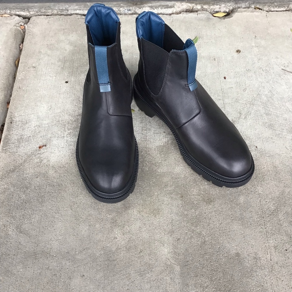 OluKai Black and Blue Ankle Boots